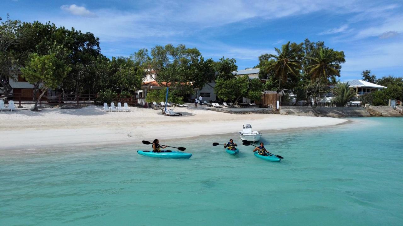 Blue Island Punta Rucia Hotel Exterior photo